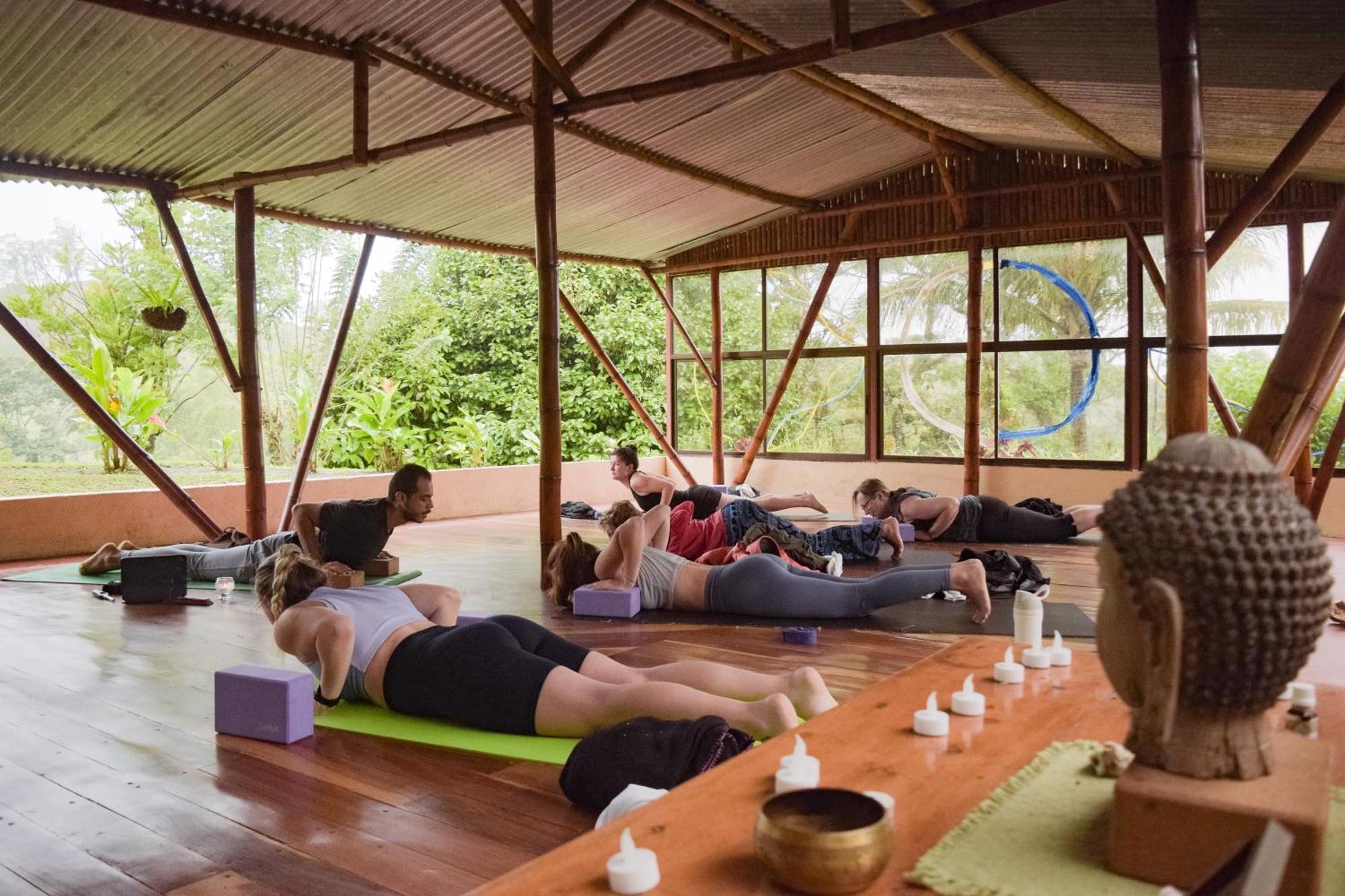 Essence Arenal Spa & Yoga El Castillo Esterno foto